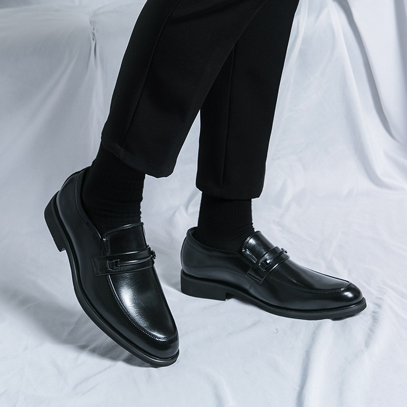 Transfronterizos grandes zapatos de hombre de baja altura británicos zapatos de hombre de negocios de moda de moda casuales zapatos de cuero puntuales jóvenes image 3