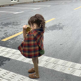 韩国童装2025女童冬夹棉加厚圣诞新年彩格双面羊毛呢斗篷保暖外套