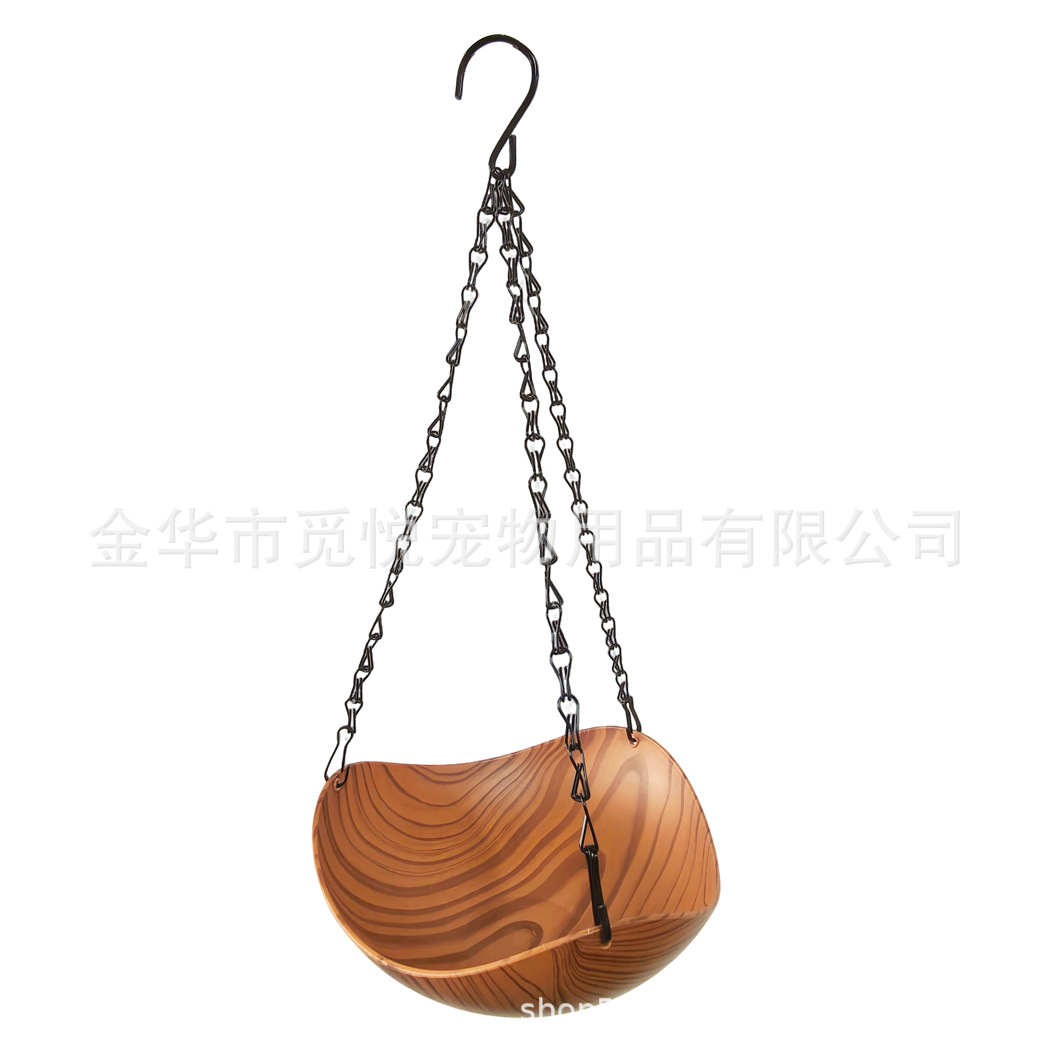1086 悬挂式鸟浴池专为鸟类嬉戏而特别设计。其敞开的碗状空间内