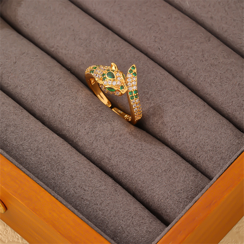 Parure de bijoux serpentine pleine de diamants, bague bracelet en zircon, personnalité de luxe légère, tête de léopard de l'industrie lourde_voghion.com