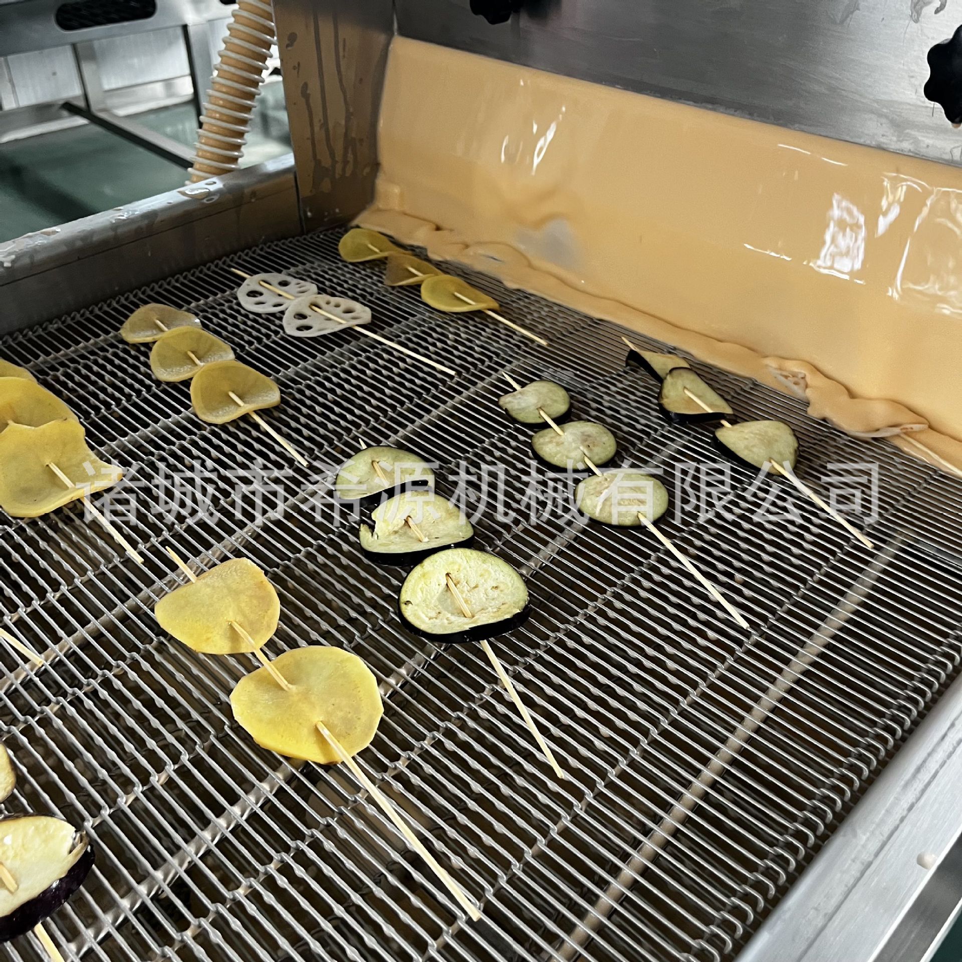 苏子叶上浆油炸流水线 天妇罗翠叶上浆机 夹心海苔卷淋浆设备