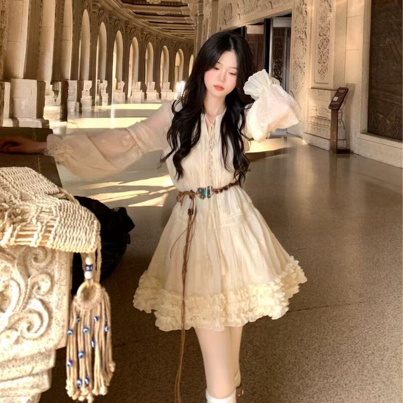 Exotic Atmosphere, Bohemian Lantern Sleeve Tie-Up Dress, Early Autumn Niche Design, Pleated Lace Short Skirt Exotic Atmosphere, Bohemian Lantern Sleeve Tie-Up Dress, Early Autumn Niche Design, Pleated Lace Short Skirt
