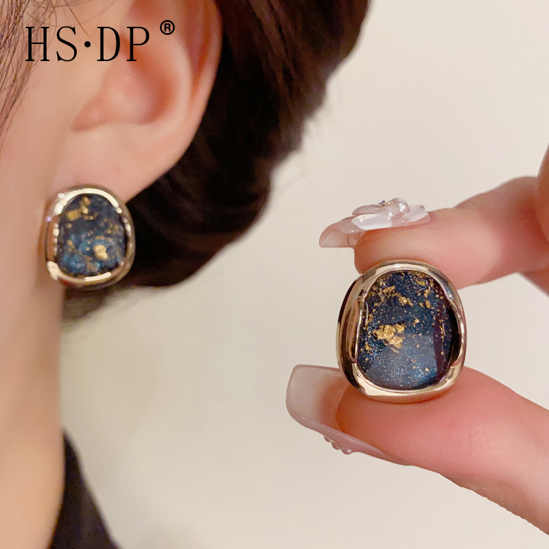 retro geometric square fashionable universal small design earrings
