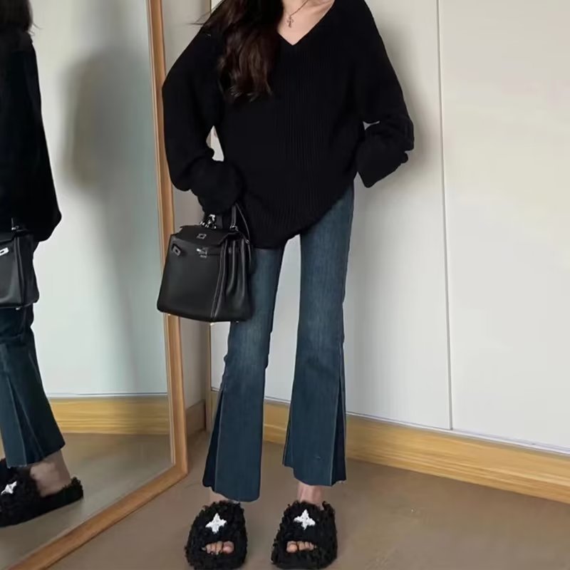 파란색 (색상 차이 있음)