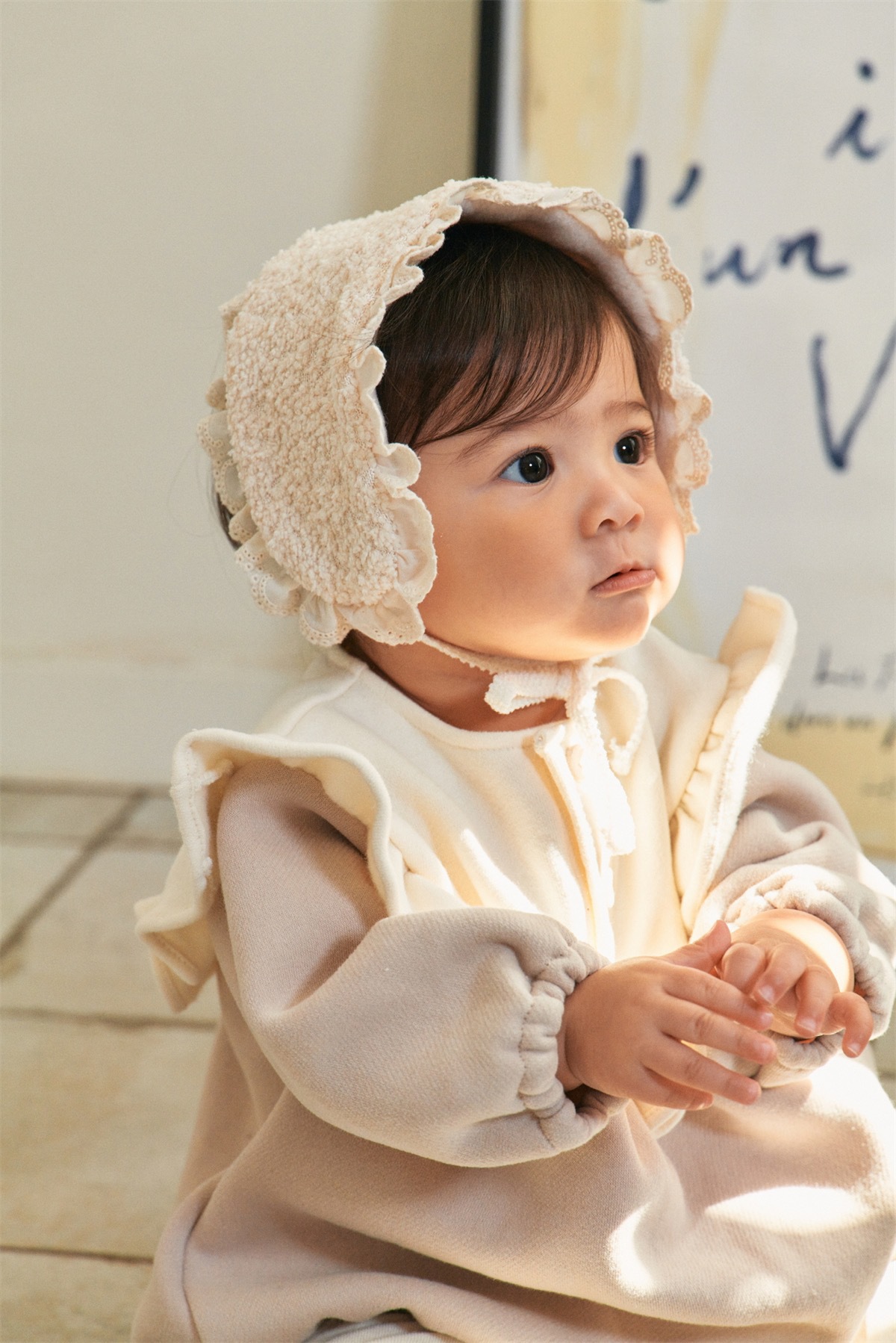 Bebé Otoño e Invierno ropa de las niñas mono bebé ropa de invierno ropa de los niños coreanos bebé encaje contraste color forro polar vaina