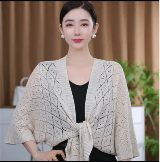 【Xin Sai Qi】Solid Color Hollow Knit Shawl Spring and Autumn Cape Fashion Versatile Coat