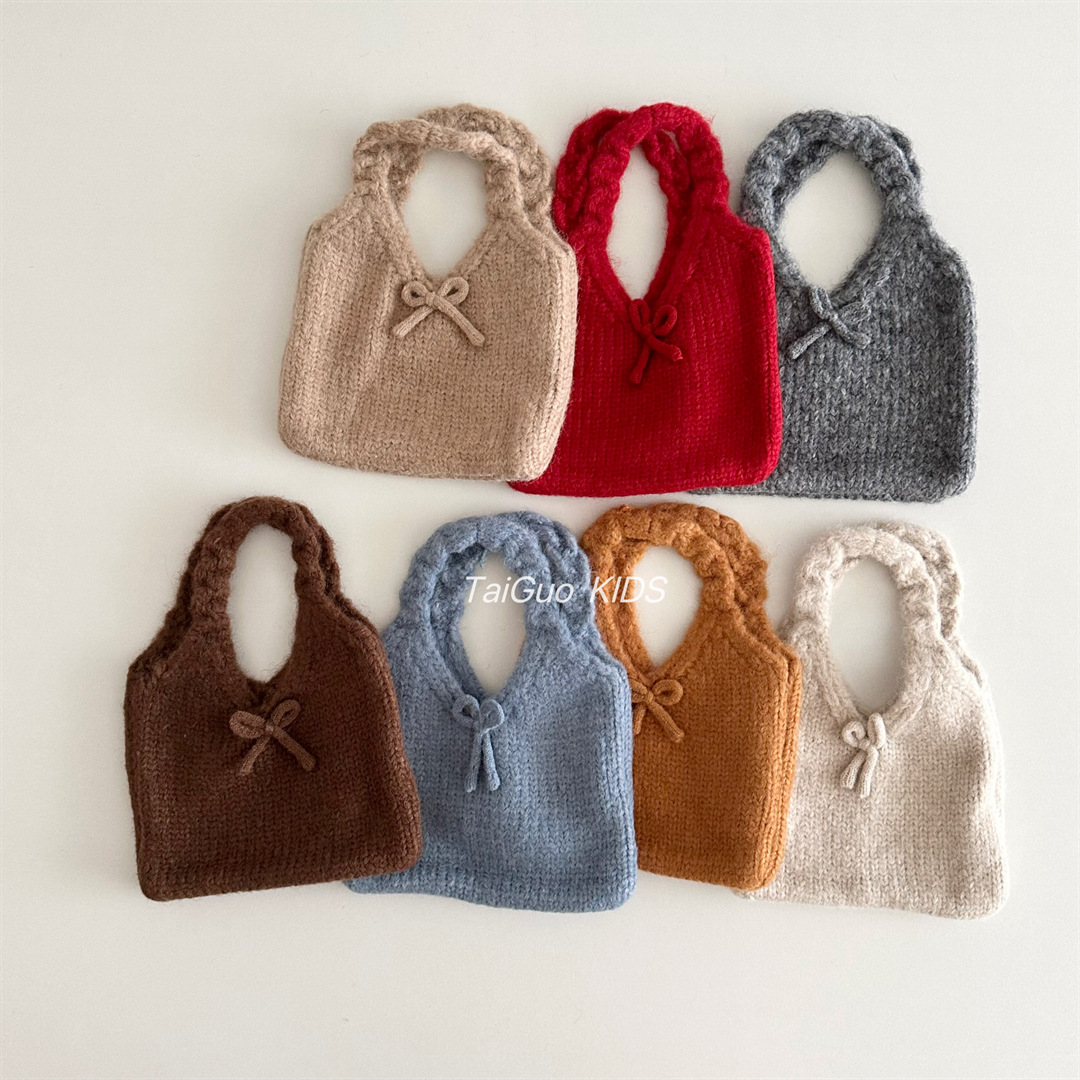 Korean-style new children's solid color bow-knot knitted open-top versatile handbag for girls, stylish and lightweight small bag
