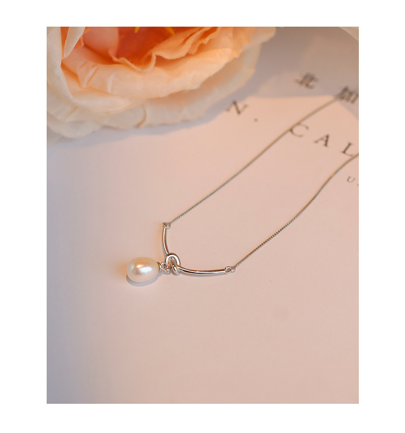 Simple Style Water Droplets Knot Sterling Silver Pearl Plating Freshwater Pearl Pendant Necklace display picture 1