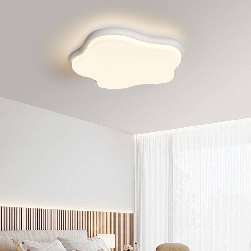 Luz de techo de la sala de estar de espectro completo, nueva nube muy simple, habitación moderna, viento de crema, paquete de lámparas creativas ultra delgadas