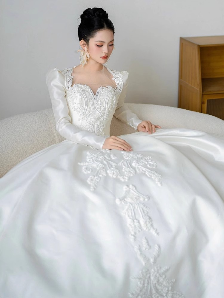 Retro demi-season white long-sleeve for bride