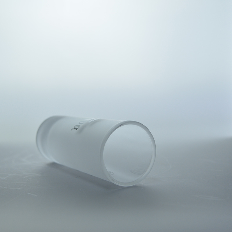 Cross-Border Nuevo esmerilado copa de vino esmerilado titular de la pluma espíritus vidrio recto pequeño logotipo de la taza de vino al por mayor