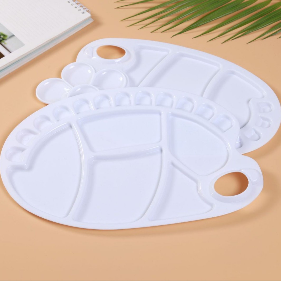 基础透明儿童水彩用品调色板学生国画美术手绘塑料调色盘颜料盘