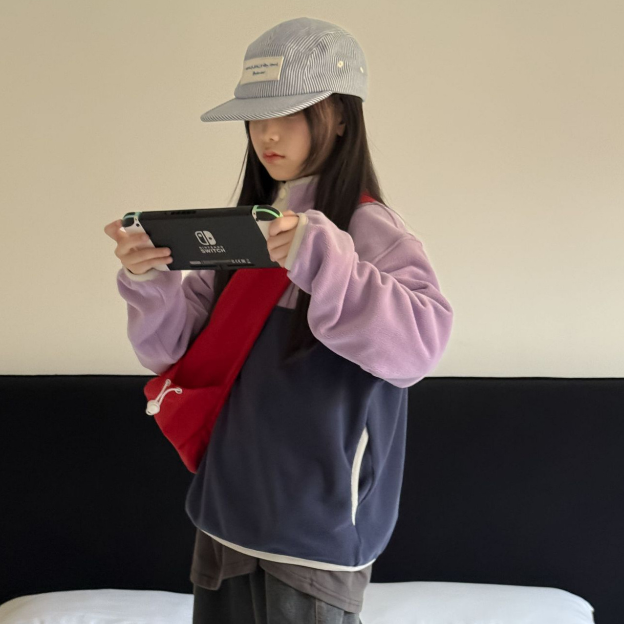 TCkids2025 秋冬款 撞色拼接款 双面摇粒绒保暖立领卫衣上衣