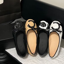 C家新款真皮小香风芭蕾舞鞋女26春秋蝴蝶结菱格休闲绣线百搭单鞋