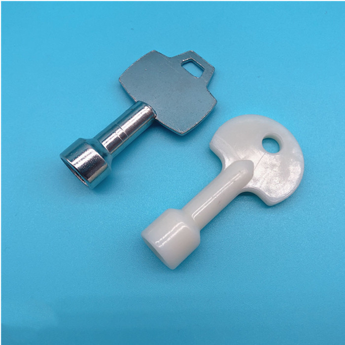 Trash Can Key, Inner Triangle for Trash Bin, Outdoor Stainless Steel Galvanized Sheet Metal Trash Bin Special Lock Inner Triangle
