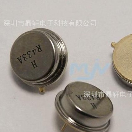 现货供应TO39 433.92Mhz 圆形3脚声表插件晶振 R433M谐振器