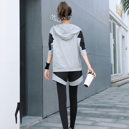 Women's Plus Size Autumn/Winter Yoga Set Loose Breathable Comfortable 5-Piece Set Exercise Running Fitness Clothes
