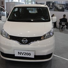 适用于郑州日产NV200室内镜 室内后视镜 nv200倒后镜室内镜底座