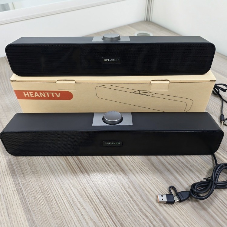 Altavoces Bluetooth portátiles de banda larga sonora en stock, altavoces de computadora transfronterizos USB cableados, entrega de 24 horas