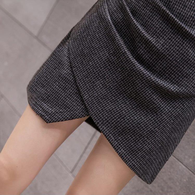 Woolen demi-season fashionable mini-skirt