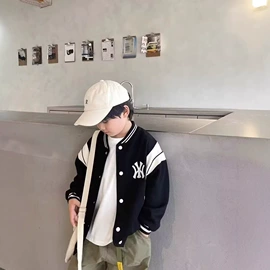 童裤;童套装;普通外套