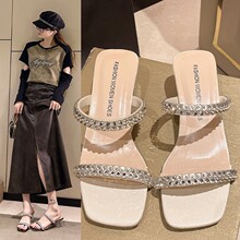 ��Ů�Lˮ荸߸�����ЬŮ2024�¿��⴩�r��ˮ���ָ�һ�֛�ЬŮ���l