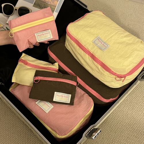 Traveling for a ride!  Travel storage bags, clothing suitcases, trunks, clothing packaging bags, mini waterproof certificate bags