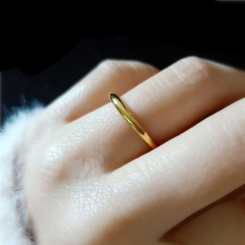 Advanced photosensitive surface plain titanium steel ring for women, cold style, simple, fashionable, light luxury, 18k gold tail ring, index finger ring