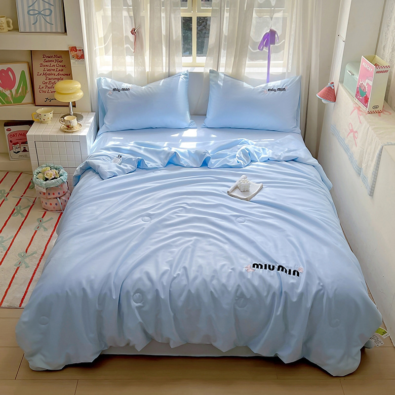 2025 New Style Embroidered High-End Washed Silk Summer Quilt Four-Piece Set for Girls Embroidered Four-Piece Dormitory Bed