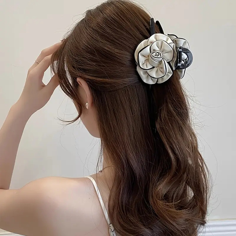 25g Weight Elegant Retro Sweet Women's Mountain Flower Horse Hair Tie Hair Claws
