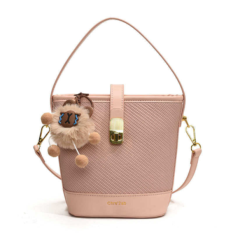 Bolso de mano de moda extranjera para mujeres 2025 nuevo bolso de cubo de agua super caliente transfronterizo nicho de diseño de alta sensación bolso de hombro