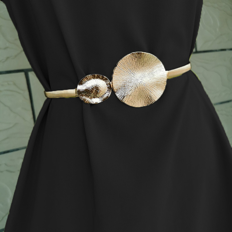 Catena in vita per abito con semplice cintura in metallo e decorazione con anello in oro per bambini in Europa e America, catena in vita elastica esagerata_voghion.com