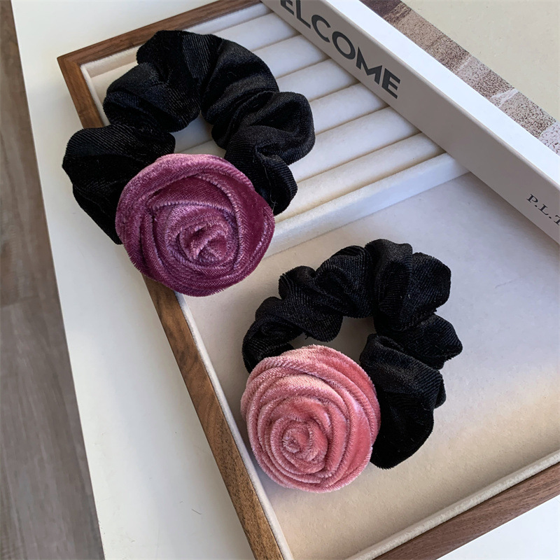 Women's Elegant Retro Romantic Rose Cloth Hair Tie display picture 10