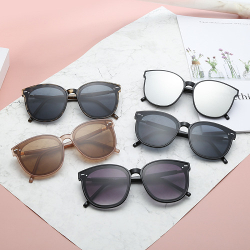2024 new fashion sunglasses, slimming and anti-UV sunglasses without makeup, sunglasses for driving and traveling
