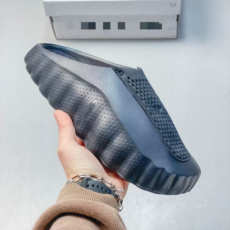 Nuevo modelo de sandalias casuales antideslizantes con suela gruesa y aumento de altura, con partículas de masaje, populares para deportes al aire libre, modelo Mind 001, para hombre y mujer.
