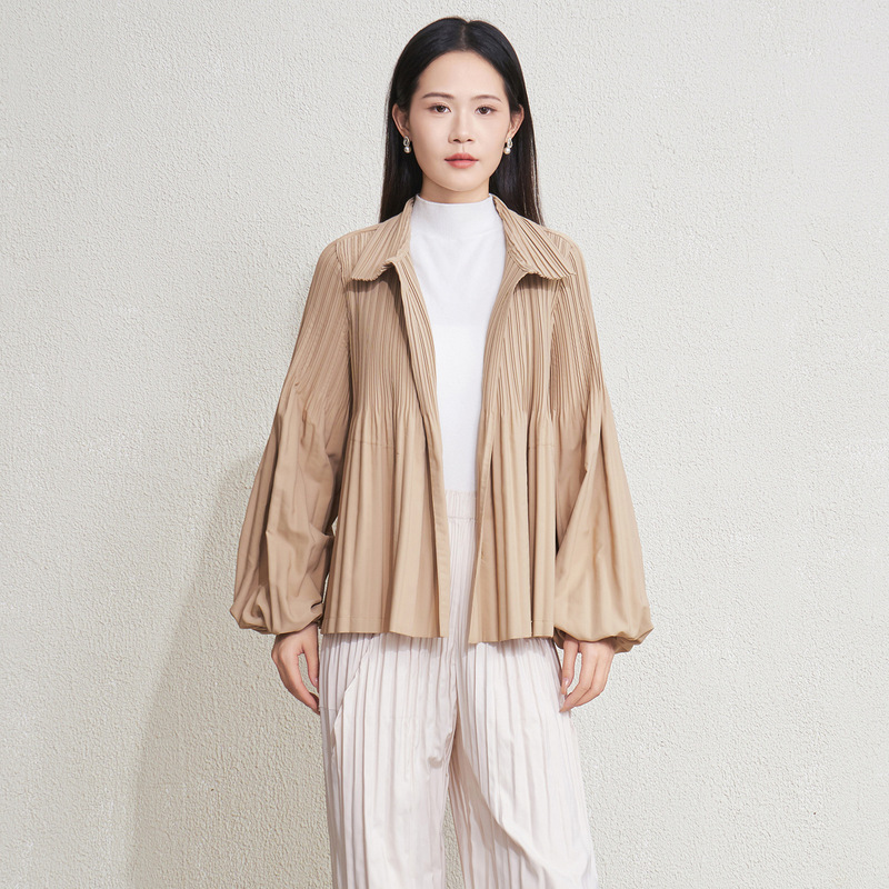 Miyake Casual Jacket Women's Simple and Versatile High-End Pleated Windbreaker Women's Autumn New Loose Short Jacket Top
