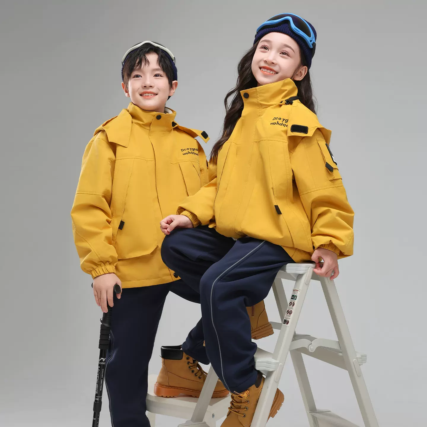 冲锋衣儿童套装三合一套装可脱卸户外服装小学生校服幼儿园服班服