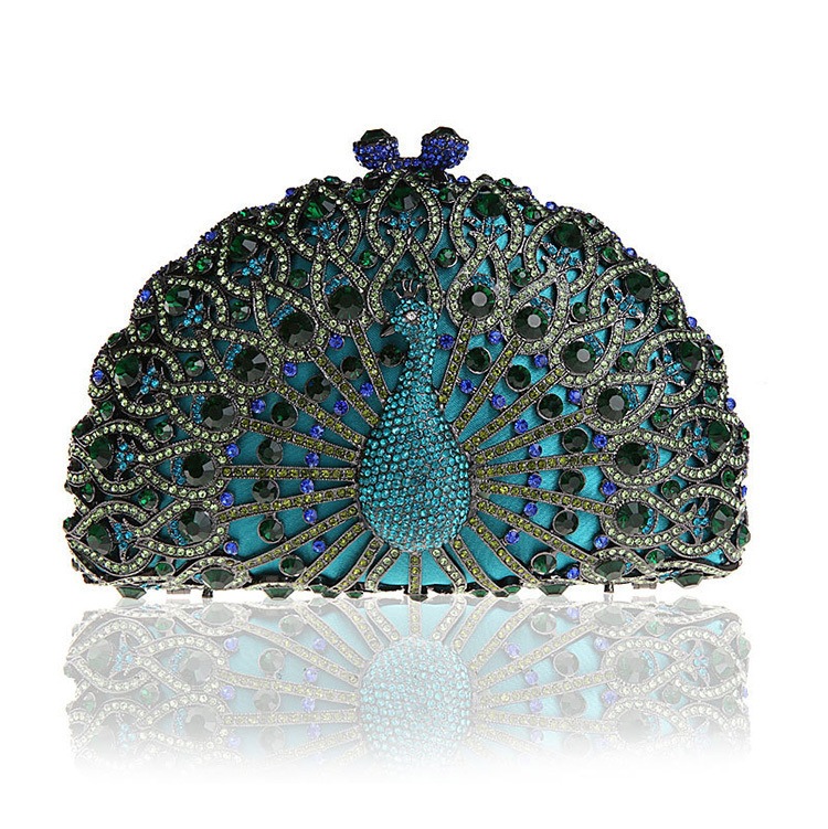 Pavilón de diamante de diamante de metal de cristal bolsa de cena bolsa de diamantes hecha a mano bolso de diamantes de damas europeas y americanas
