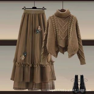 �ﶬ��Ů�b���I�黨ᘿ�ë�´����OӋ�м�ȹ�����@�ݰ���ȹ�ɼ���