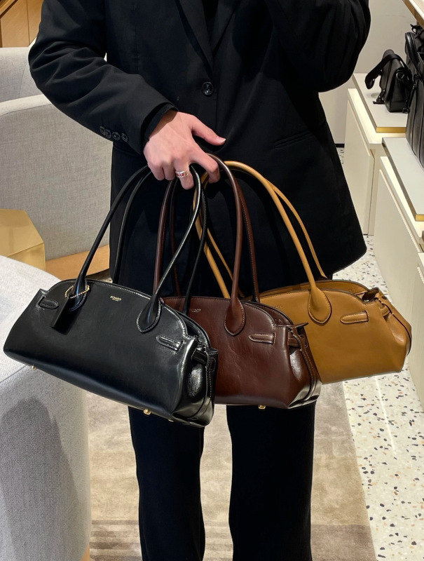 2025新款Empire Carryall 34高级质感油蜡皮法棍腋下包单肩手提包|undefined