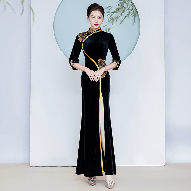 Подиум Cheongsam Рыбий хвост пион новый средний рукав бархатная цветочная одежда этикет односки