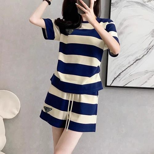 Hong Kong style retro sports and leisure suit for women summer 2026 new short-sleeved pink and black striped shorts small two-piece set