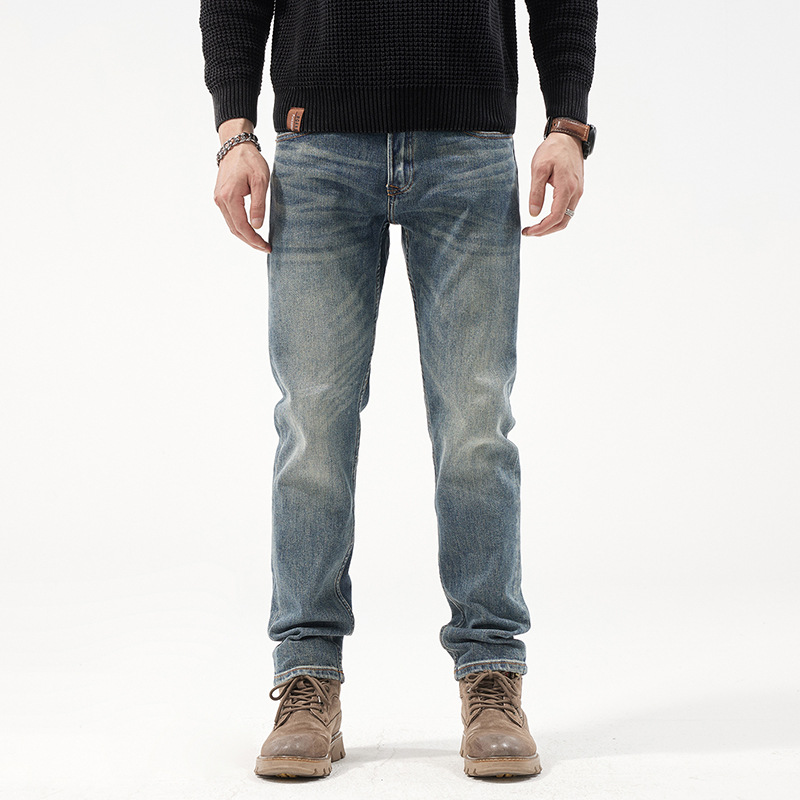 Jeans azules simples nostálgicos para hombres delgados recto otoño nuevo estilo con botas Martin pantalones de alta gama para hombres 2025