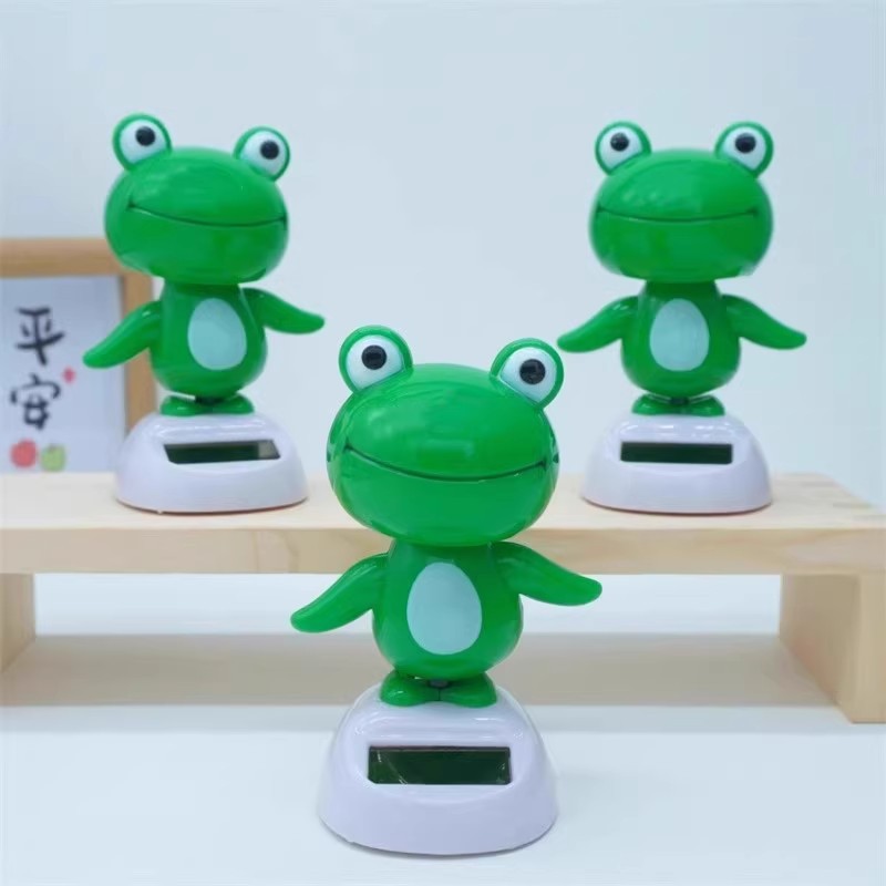Car Solar Frog Ornaments Cartoon Doll Car Ornaments Car Roof Car Tail Trunk Interior Decoration Supplies