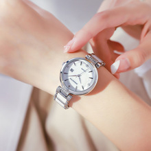 陶瓷钢带新款女士手表镶钻时尚珍珠贝母防水潮流休闲日历石英腕表