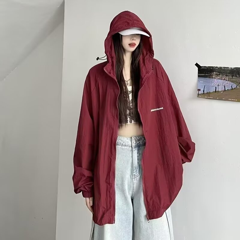 Burgundy Hooded Outdoor Sun Protection Jacket for Men and Women, Summer Japanese Style Lightweight Breathable American Style Windbreaker Trendy Couple