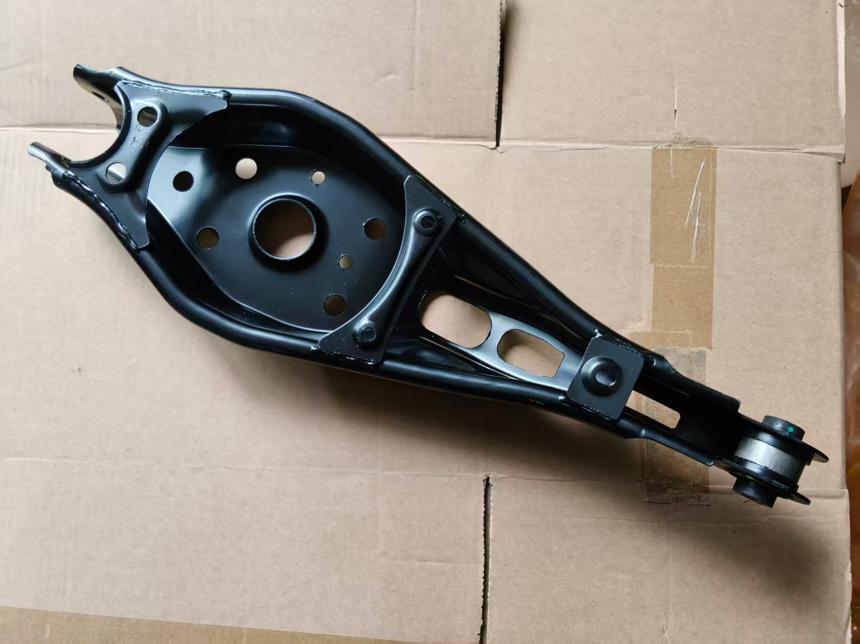 Suitable for Honda Swing Arm Tray 52350-T20-A00/52355-T20-A00 Honda Civic