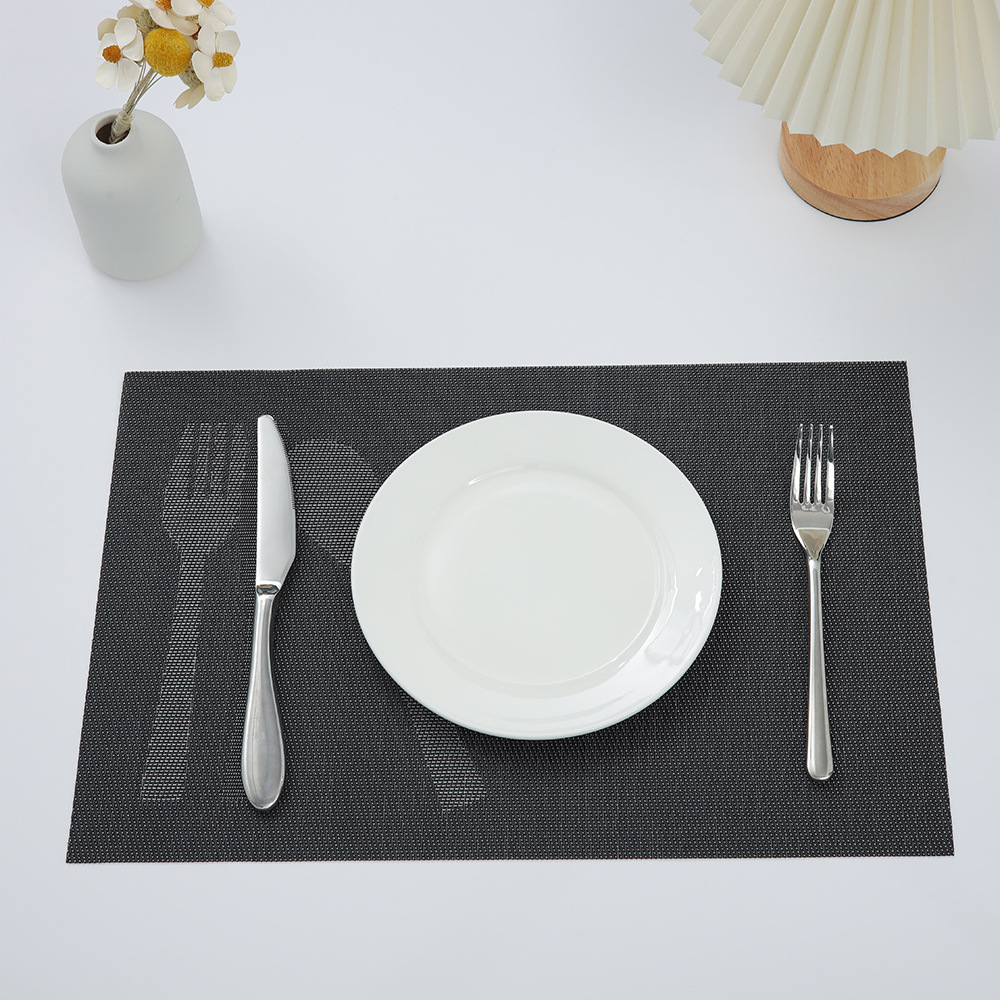 Cuchillo y tenedor negro