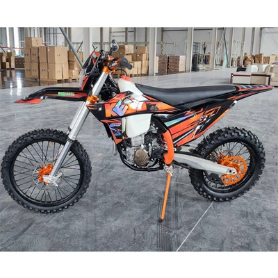 Kross motosiklet mühərrikləri KEWS off-road motorcycles, including