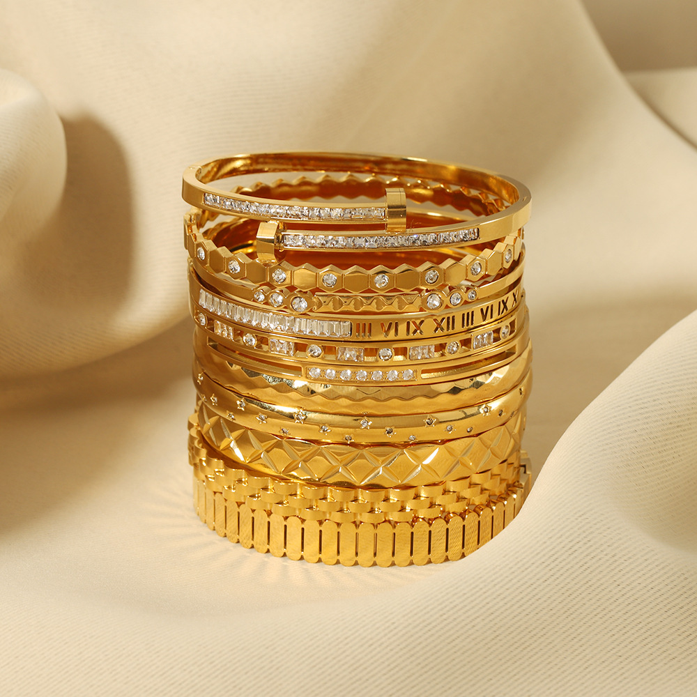 Vente chaude Nouveau Bracelet Zircon Chiffre Romain Losange Bijoux Pentagramme En Acier Inoxydable Plaqué Véritable Bijoux En Or_voghion.com